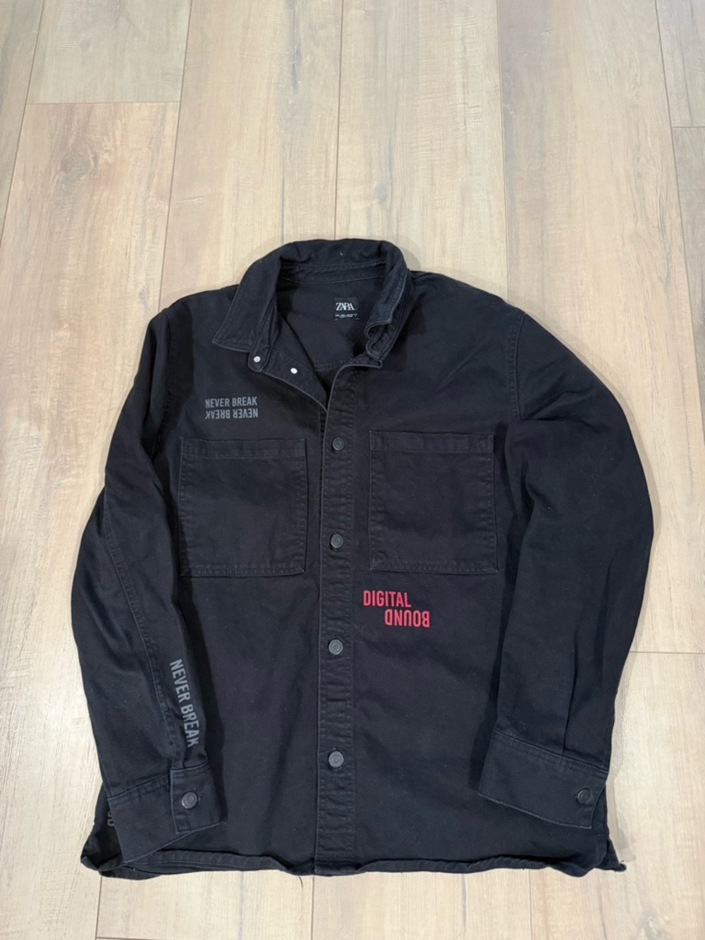 Zara Black Men's Button-Up Jacket with Red 'Digital Bound' Print